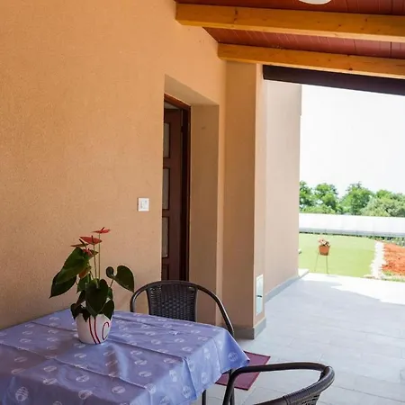 Apartmán Ornela Kaštelir