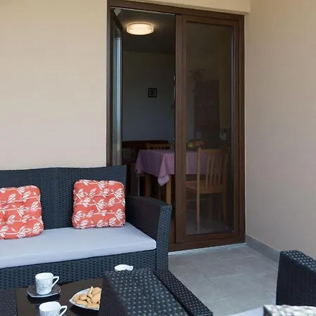 Ornela Apartman